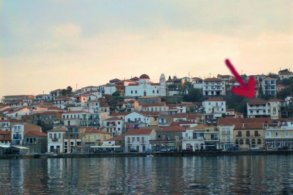 Ueber Den Daechern Von Koroni エクステリア 写真